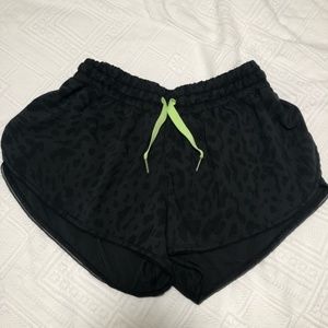Lululemon Hotty Hot Short Black